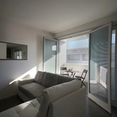 Hotel apartamentowy Urban Mobility Bolonia